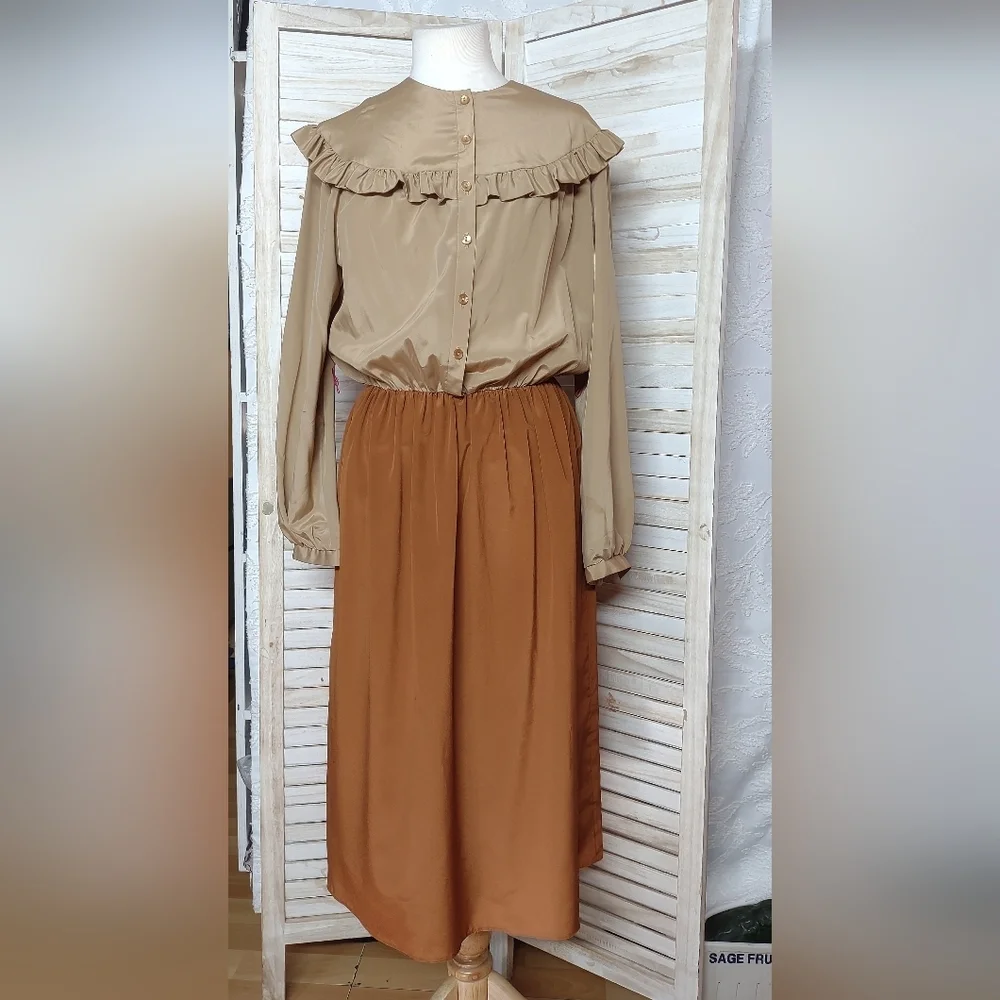 Vintage Dress lEegant Tan Skirt - Picture 2 of 13